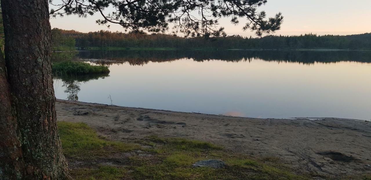 Cozy Cottage In The Woods, Near Dyreparken In Kristiansand, Lake Lolandsvannet Ovrebo 외부 사진